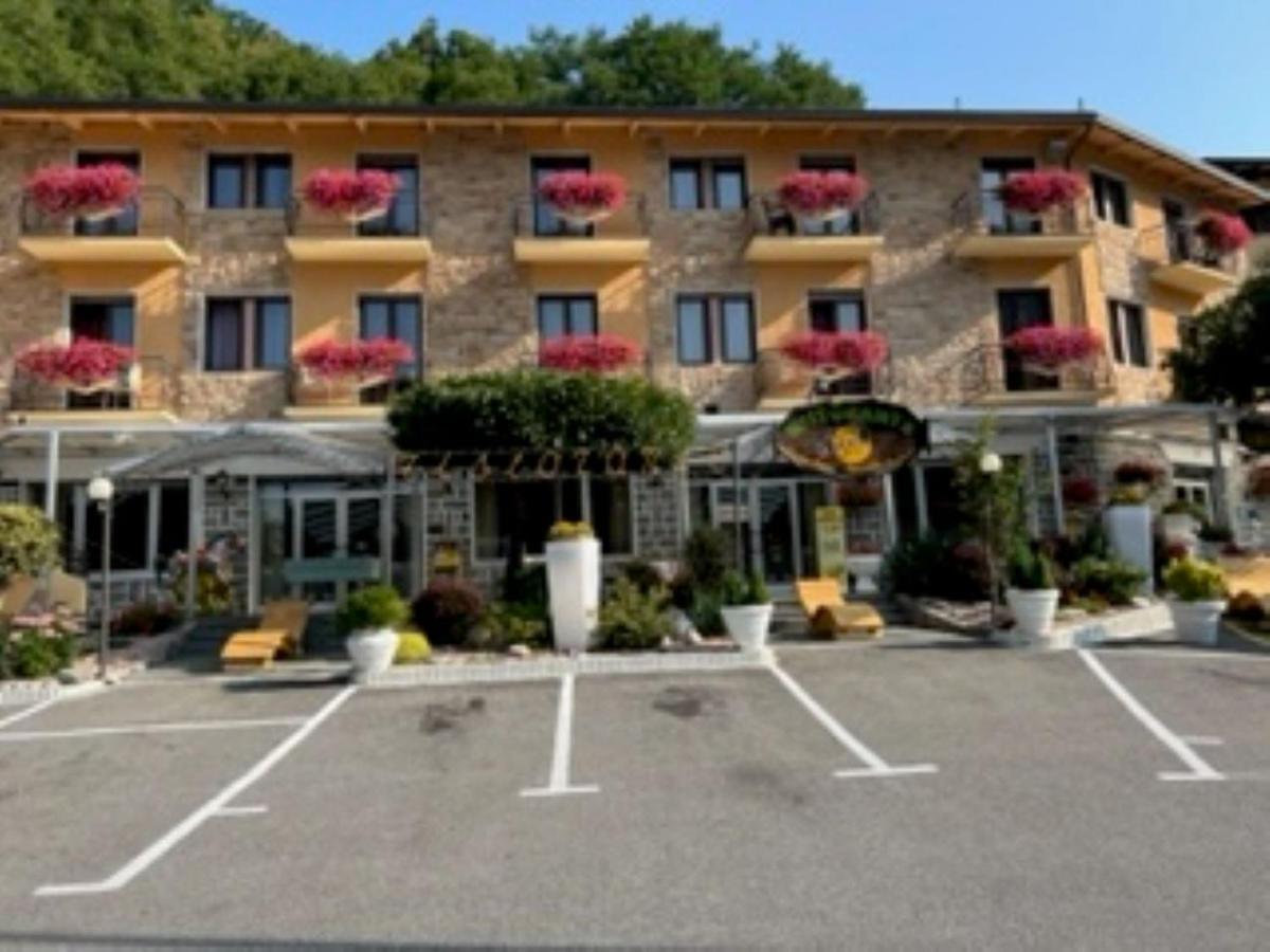 Hotel Iscla Эдоло Экстерьер фото