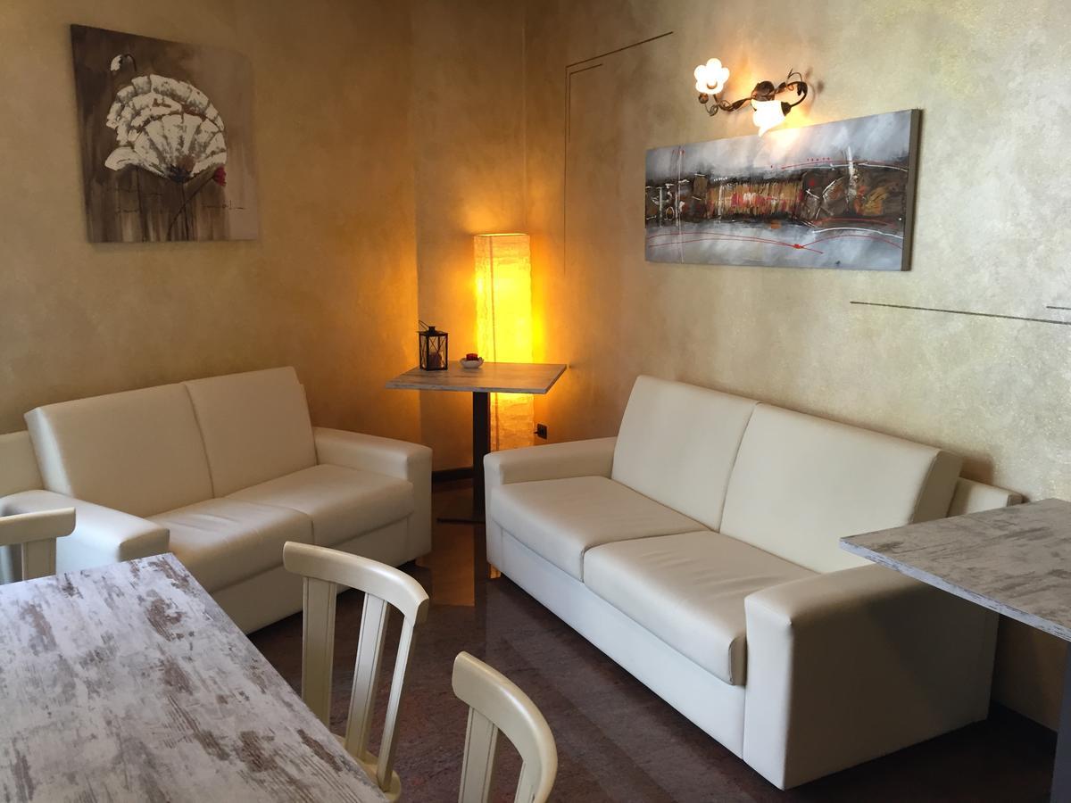 Hotel Iscla Эдоло Экстерьер фото